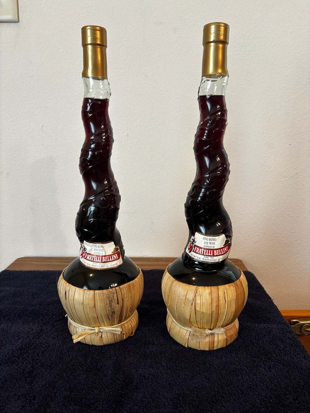 Set of 2 Fratelli Bellini Vino Rosso Twisted Neck Bottles